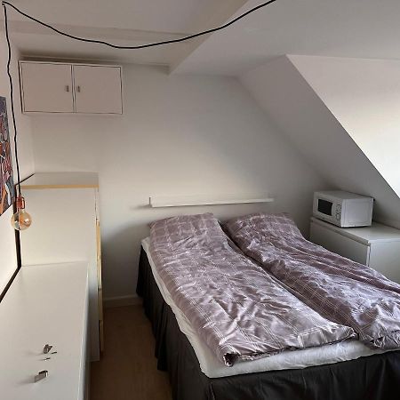 Vaerelse I Lejlighed Med Udsigt Og Ro Århus Eksteriør billede